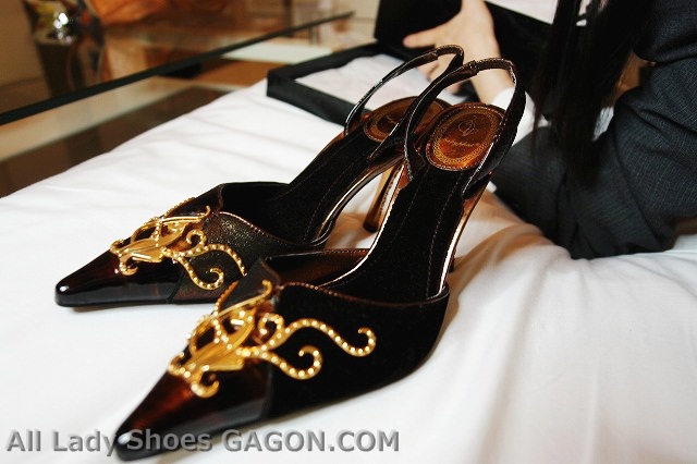 Shoes Scene098