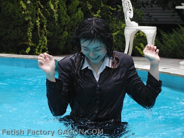 Wetlook Scene0113